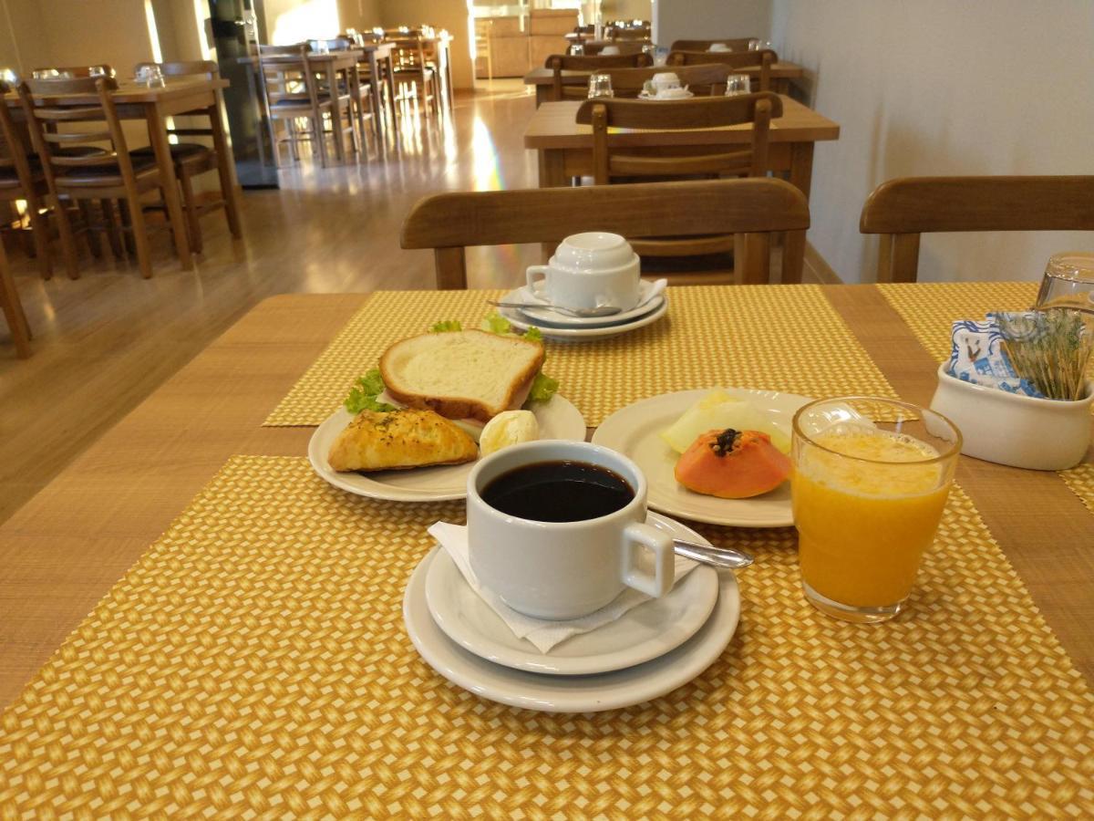 Rambo Hotel Alegrete Kültér fotó